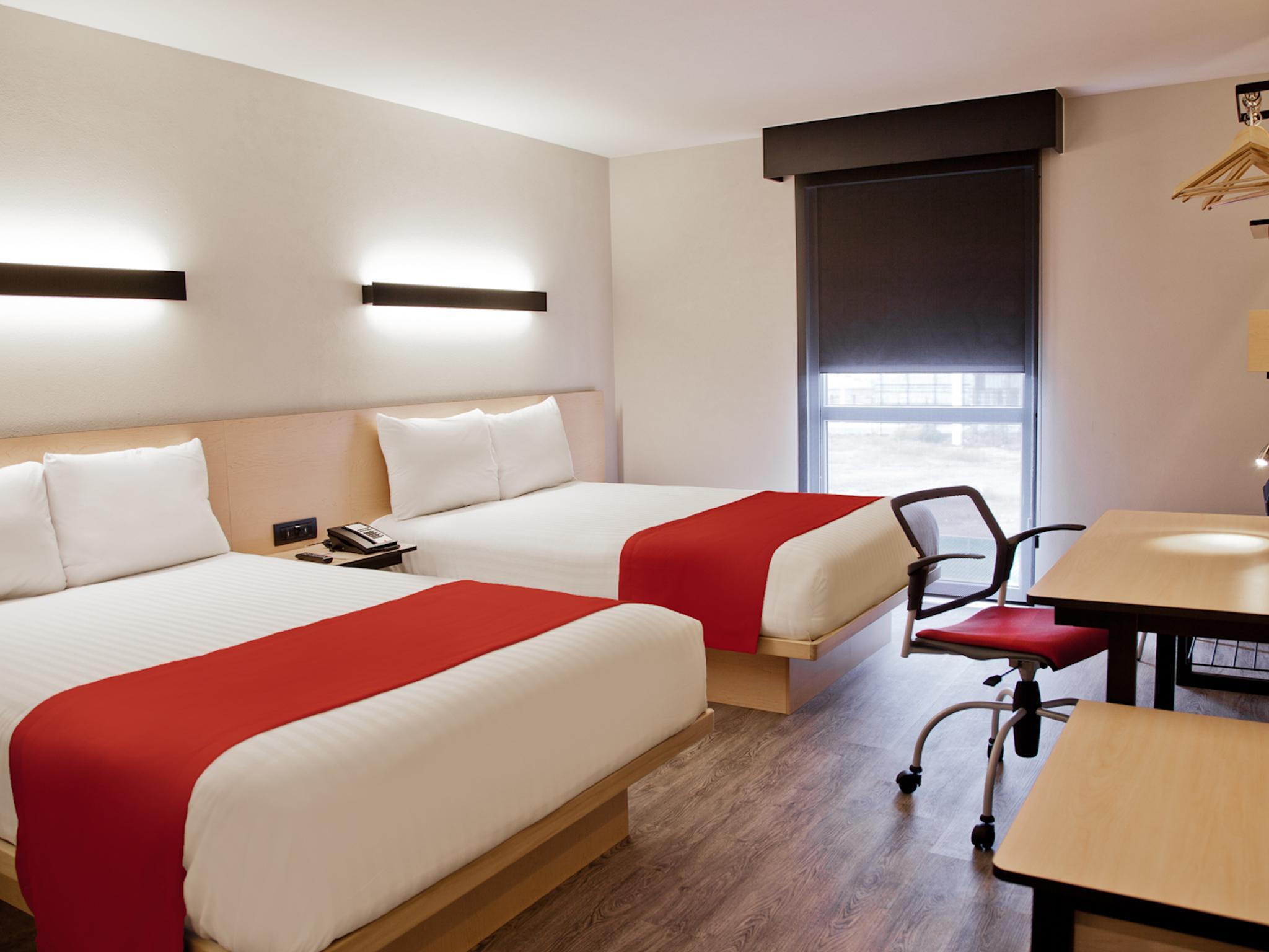 City Express By Marriott León Dış mekan fotoğraf