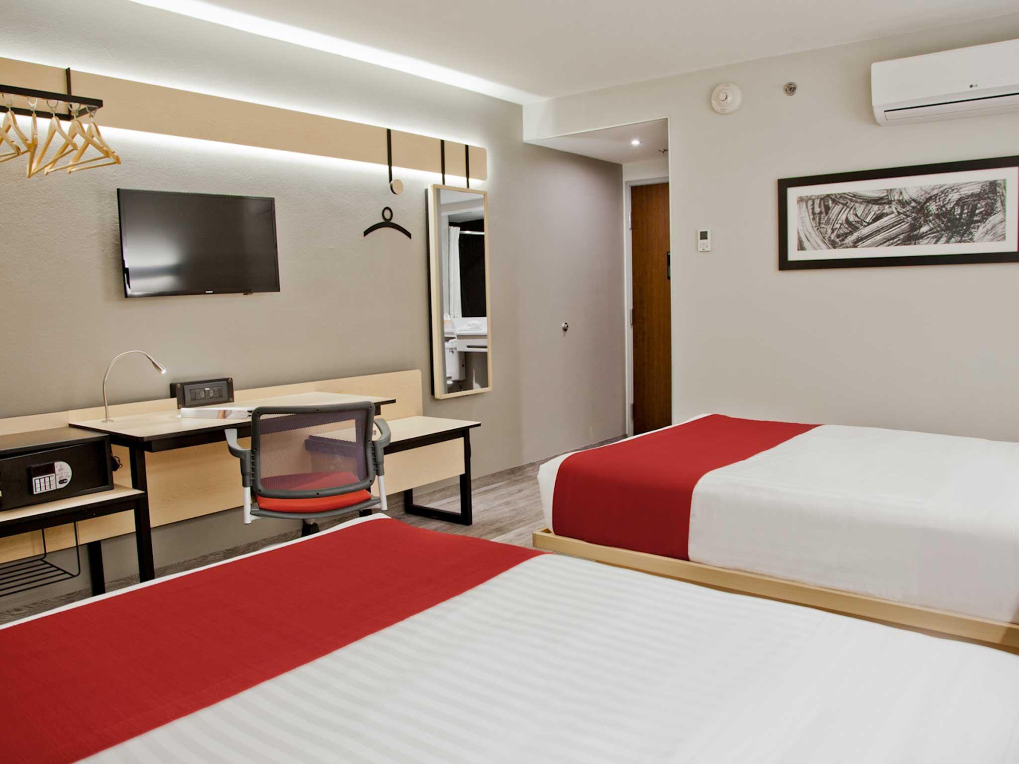 City Express By Marriott León Dış mekan fotoğraf